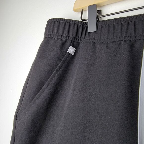 FIGS Technical Collection Men's Black Tansen Jogger Scrub Pants Size Large - Picture 3 of 12